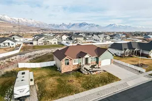 3942 N 2650 W, Farr West, UT 84404 - Photo 2