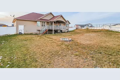 3942 N 2650 W, Farr West, UT 84404 - Photo 38
