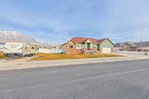 3942 N 2650 W, Farr West, UT 84404 - Photo 50