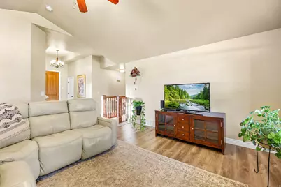 3942 N 2650 W, Farr West, UT 84404 - Photo 8
