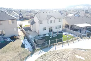 3887 E Clubhouse Ln, Eagle Mountain, UT 84005 - Photo 30