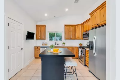 10774 S Navarro Way, South Jordan, UT 84095 - Photo 26