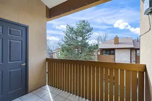 9153 S Jefferson Pl, Sandy, UT 84070 - Photo 8