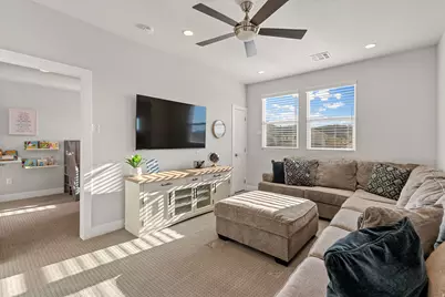 1359 N Paseos St, Washington, UT 84780 - Photo 38