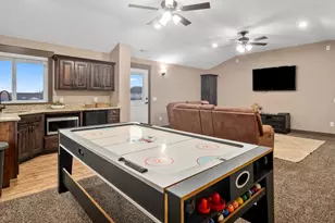 3736 W Hammon Ln S, Syracuse, UT 84075 - Photo 52