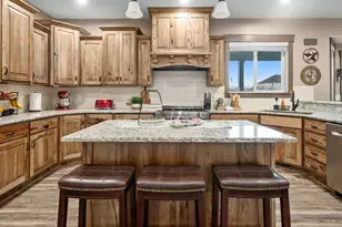 3736 W Hammon Ln S, Syracuse, UT 84075 - Photo 18