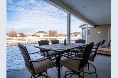 3736 W Hammon Ln S, Syracuse, UT 84075 - Photo 30