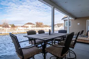 3736 W Hammon Ln S, Syracuse, UT 84075 - Photo 30