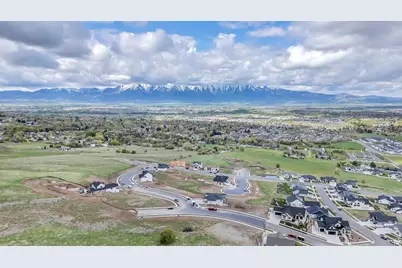 649 E 250 N #16, Providence, UT 84332 - Photo 10