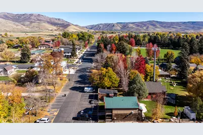 7355 E 200 S, Huntsville, UT 84317 - Photo 4