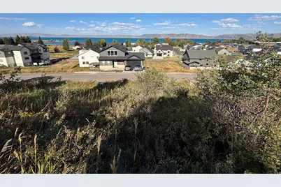 657 N Lochwood Vw #85, Garden City, UT 84028 - Photo 12