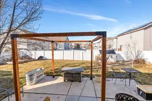 322 Spanish Fields Dr, Spanish Fork, UT 84660 - Photo 16