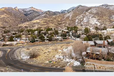 8955 S Wasatch Blvd, Sandy, UT 84093 - Photo 4