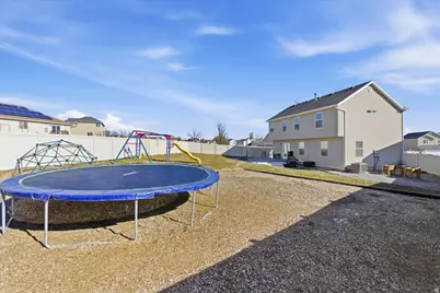 427 W Cinnamon Cir, Saratoga Springs, UT 84045 - Photo 44