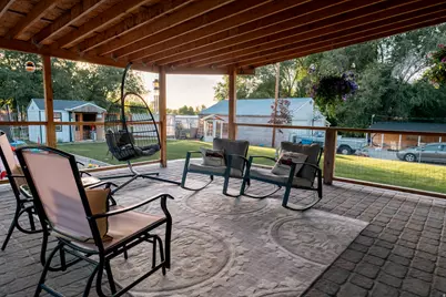 45 N Center St, Hyrum, UT 84319 - Photo 22