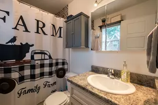 45 N Center St, Hyrum, UT 84319 - Photo 6