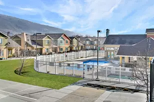 864 N Farmington Xing W, Farmington, UT 84025 - Photo 34