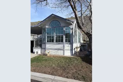 45 Redbluff Dr, Hurricane, UT 84737 - Photo 2