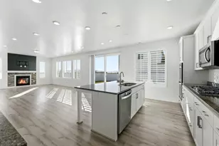 3022 S Shoreline Dr S, Syracuse, UT 84075 - Photo 14