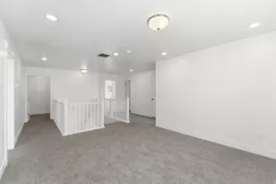 3022 S Shoreline Dr S, Syracuse, UT 84075 - Photo 32