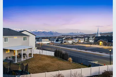 7170 N Honey Field Way W, Eagle Mountain, UT 84005 - Photo 4