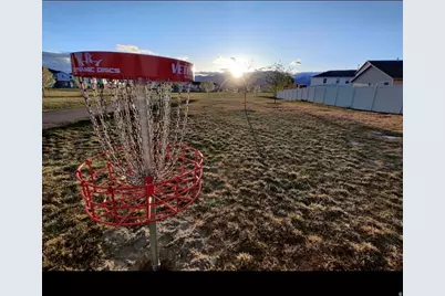 2016 E Cedar Trails Way, Eagle Mountain, UT 84005 - Photo 40