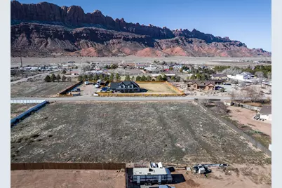 4690 Luna Cir #9, Moab, UT 84532 - Photo 12