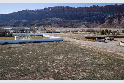 4690 Luna Cir #9, Moab, UT 84532 - Photo 6