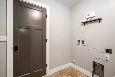 179 S 435 W Cir, Ivins, UT 84738 - Photo 14