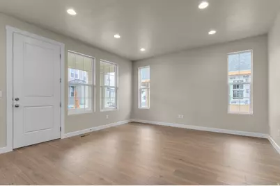 7007 W Granbury Dr, South Jordan, UT 84009 - Photo 4