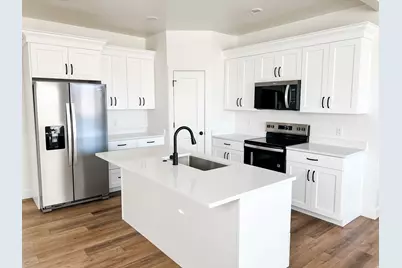 520 W 2000 S, Vernal, UT 84078 - Photo 4