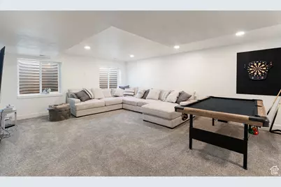 585 W 20 N, Hyrum, UT 84319 - Photo 14