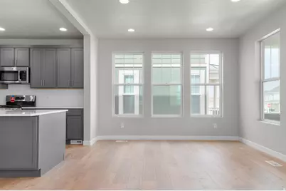 11174 S Fordman Way, South Jordan, UT 84009 - Photo 10