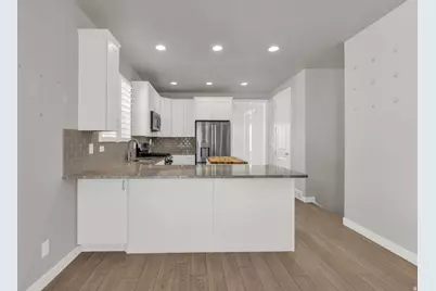 10963 S Kestrel Rise Rd, South Jordan, UT 84009 - Photo 8