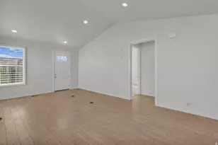 10963 S Kestrel Rise Rd, South Jordan, UT 84009 - Photo 6