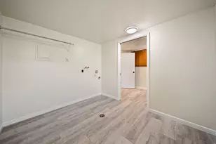 1920 E 7130 S, Cottonwood Heights, UT 84121 - Photo 20