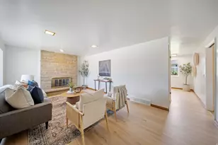 1920 E 7130 S, Cottonwood Heights, UT 84121 - Photo 6