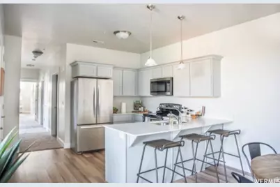 3820 W 1850 N #204, Lehi, UT 84043 - Photo 4