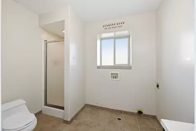 2352 N 375 W, Harrisville, UT 84414 - Photo 26