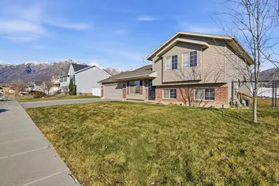 2352 N 375 W, Harrisville, UT 84414 - Photo 30