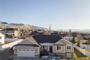 1092 E 300 S, Smithfield, UT 84335 - Photo 18