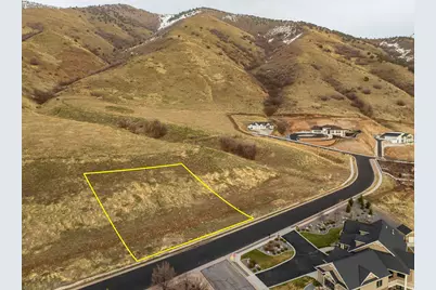 2738 N Canyon Dr, North Logan, UT 84341 - Photo 8
