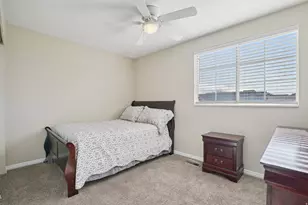 5664 W Cape Vista Way, West Valley, UT 84128 - Photo 20