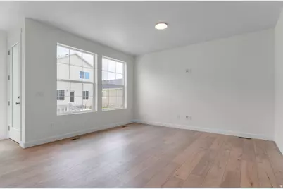 7815 W Alta Springs Ln, Magna, UT 84044 - Photo 8