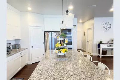 991 E 300 S, Smithfield, UT 84335 - Photo 10