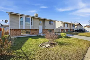 948 S 250 E, Layton, UT 84041 - Photo 1