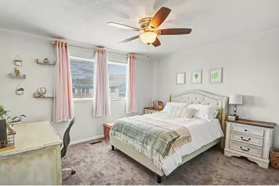 948 S 250 E, Layton, UT 84041 - Photo 10