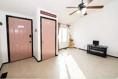 1876 W 2400 S, Syracuse, UT 84075 - Photo 4