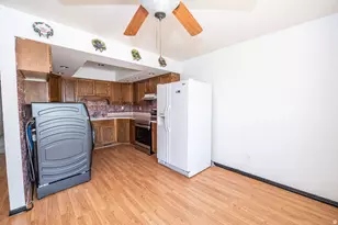 1876 W 2400 S, Syracuse, UT 84075 - Photo 16