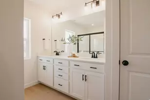 944 W Columbia Ct, Riverdale, UT 84405 - Photo 20